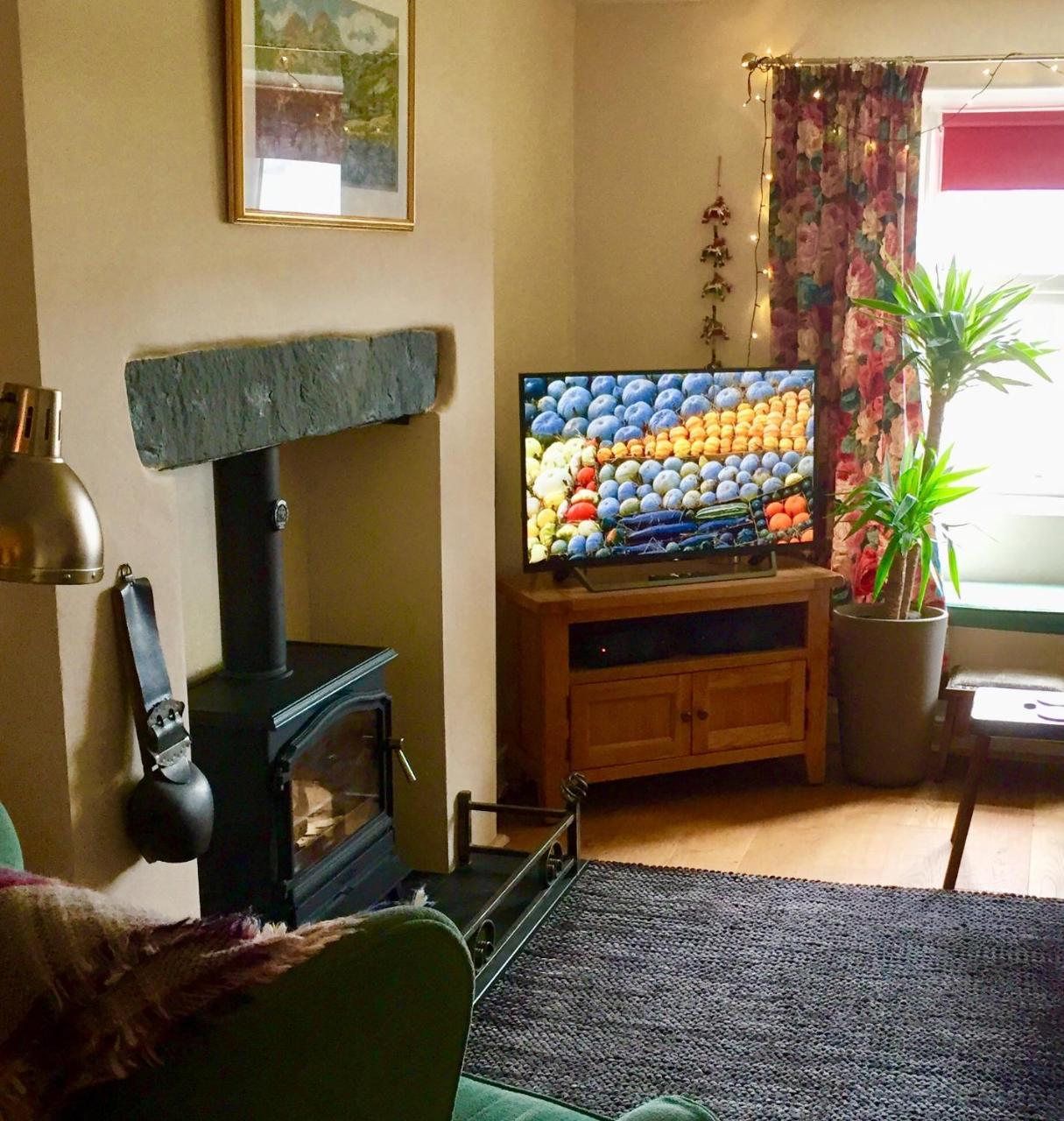 Coniston Cottage Lake View 外观 照片