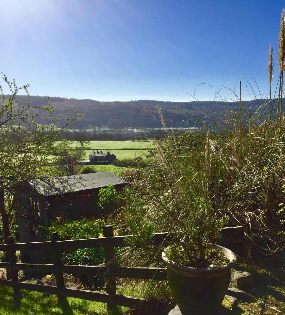 Coniston Cottage Lake View 外观 照片